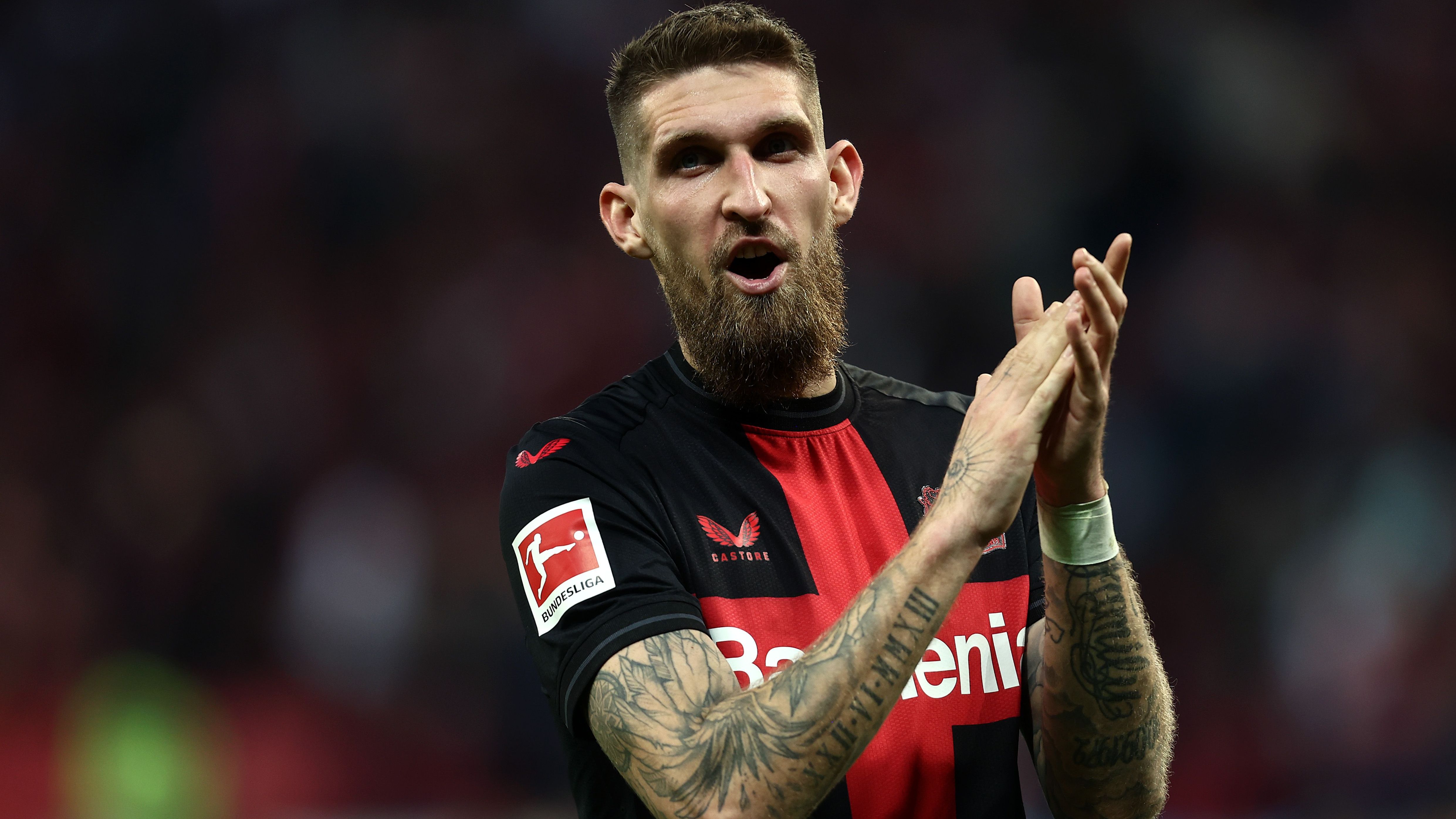 <strong>Defensives Mittelfeld: Robert Andrich (Bayer Leverkusen)</strong><br>Andrich ist genau der Spielertyp, den es neben Toni Kroos braucht, um dem Real-Star den Rücken freizuhalten. Das hat das Duo bereits im März bewiesen. Der Leverkusener ist in der Form seines Lebens und fährt - sofern er verletzungsfrei bleibt - absolut verdient mit zur EM.