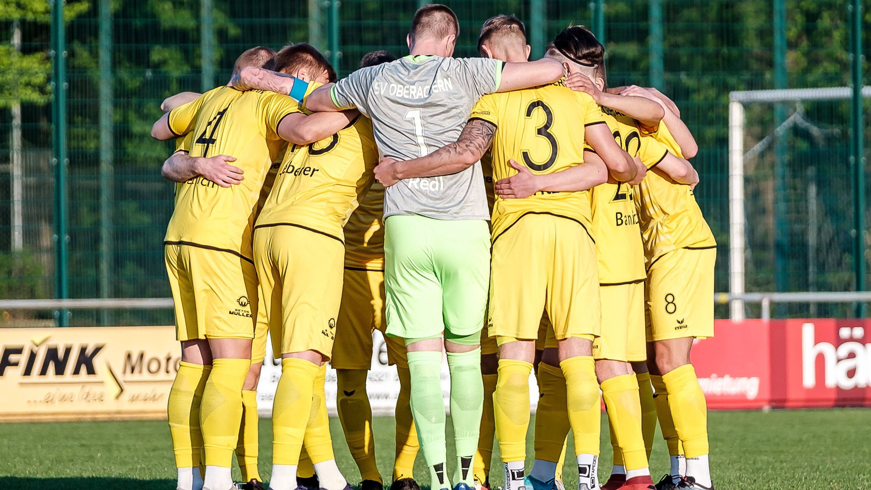 
                <strong>SV Oberachern</strong><br>
                Ein weiterer Fünftligist darf auf das ganz große Los hoffen. Der SV Oberachern schlägt die DJK Donaueschingen mit 2:0. 
              