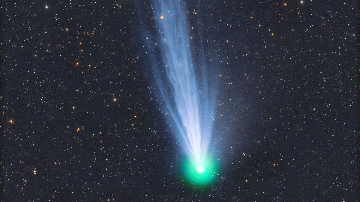 Alle 70 Jahre kann Komet "12 P/Pons-Brooks" an einigen Abenden von der Erde aus gesehen werden.