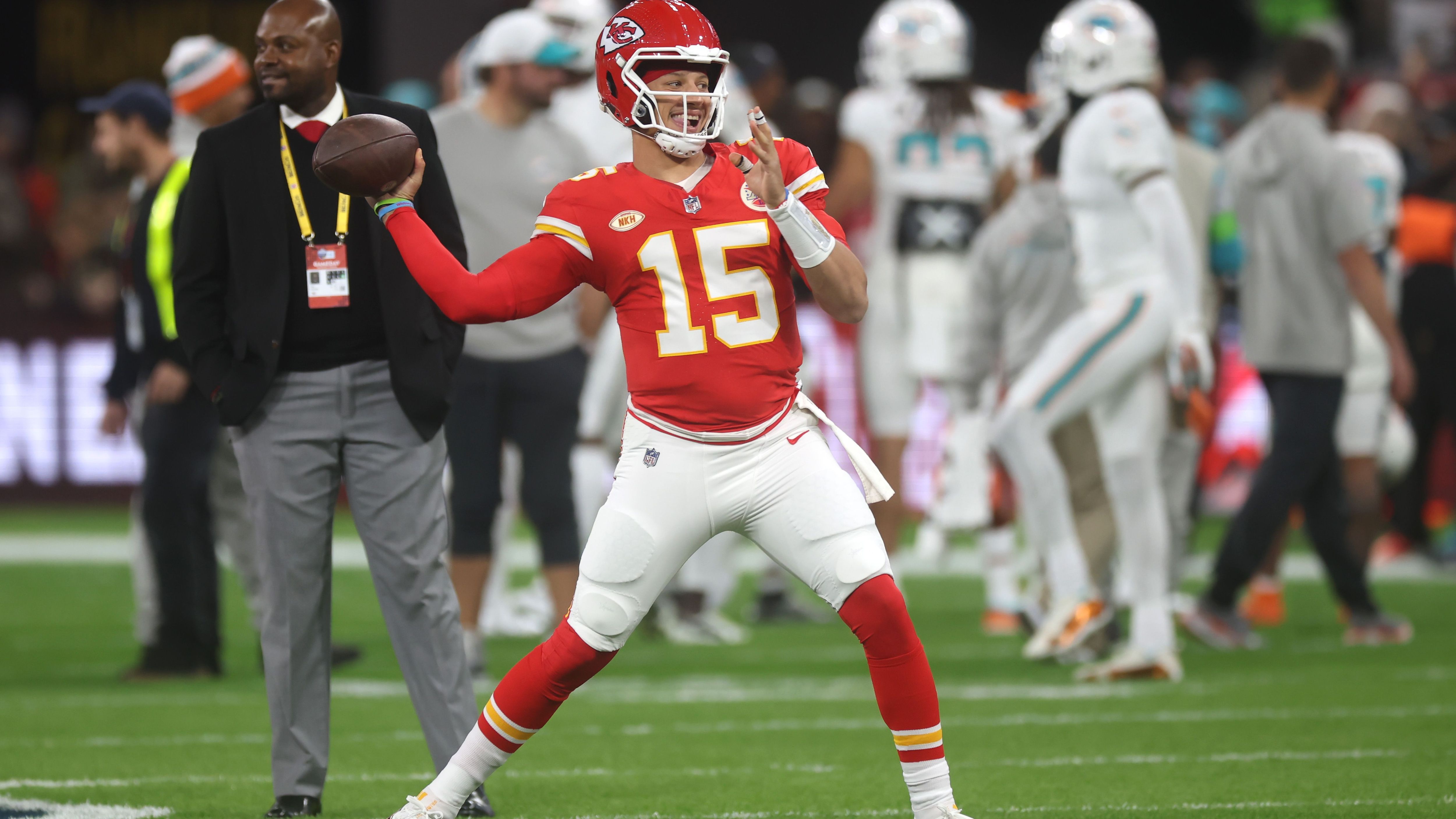 <strong>2023 in Frankfurt: Miami Dolphins vs. Kansas City Chiefs</strong><br>Auch 2023 kam die NFL nach Deutschland, und das gleich doppelt. Mit den Chiefs und Dolphins trafen dabei am 5. November im ersten Duell in Frankfurt gleich zwei Super-Bowl-Kandidaten aufeinander. Die Chiefs behielten mit 21:14 die Oberhand.