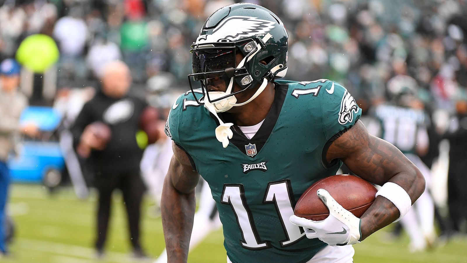 <strong>Platz 10: A.J. Brown - Wide Receiver</strong><br>Team: Philadelphia Eagles <br>Vertragsdauer: 4 Jahre<br>Gehalt (gesamt): 96 Millionen Dollar
