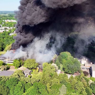 Feuer in Schulzentrum in Erkrath