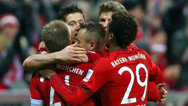 
                <strong>16. Spieltag: FC Bayern zum fünften Mal in Folge Herbstmeister</strong><br>
                16. Spieltag: Mit dem 2:0-Sieg gegen Aufsteiger Ingolstadt sicherte sich der FC Bayern vorzeitig die Herbstmeisterschaft - soweit nichts Besonderes. Doch für den Rekordmeister ist es der fünfte Herbstmeistertitel in Folge. Dies war noch nie zuvor einem Bundesliga-Team gelungen.
              