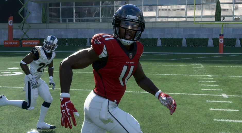 
                <strong>Julio Jones - Gesamtbewertung 98</strong><br>
                Die Enttäuschung bei den Atlanta Falcons war groß nach der Super Bowl-Niederlage im Februar. Wenigstens über seine Bewertung in Madden 18 dürfte sich Jones aber freuen. Er hat eine 98.
              