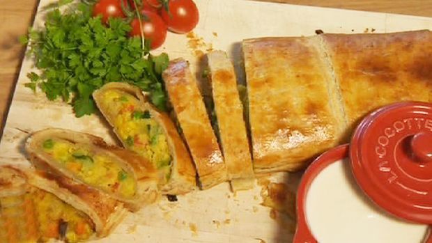Gemüsestrudel mit Kokosdip