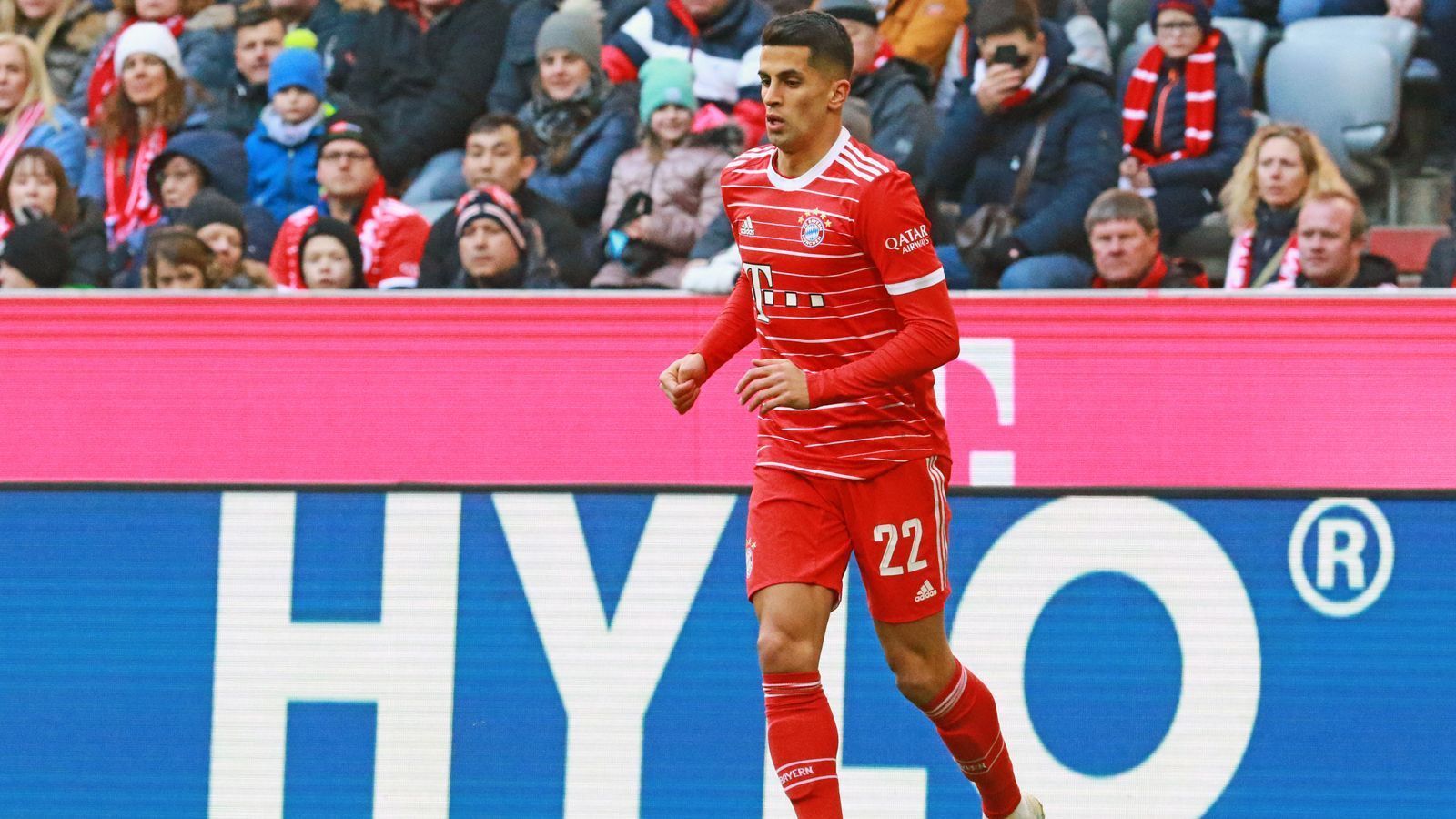 
                <strong>Joao Cancelo (FC Bayern München)</strong><br>
                Der Portugiese wird nach 79 Minuten für Davies eingewechselt und vertritt diesen auf der linken Seite unauffällig. ran-Note: Ohne Bewertung
              