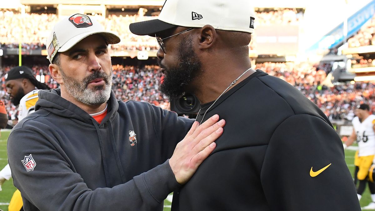 Pittsburgh Steelers v Cleveland Browns