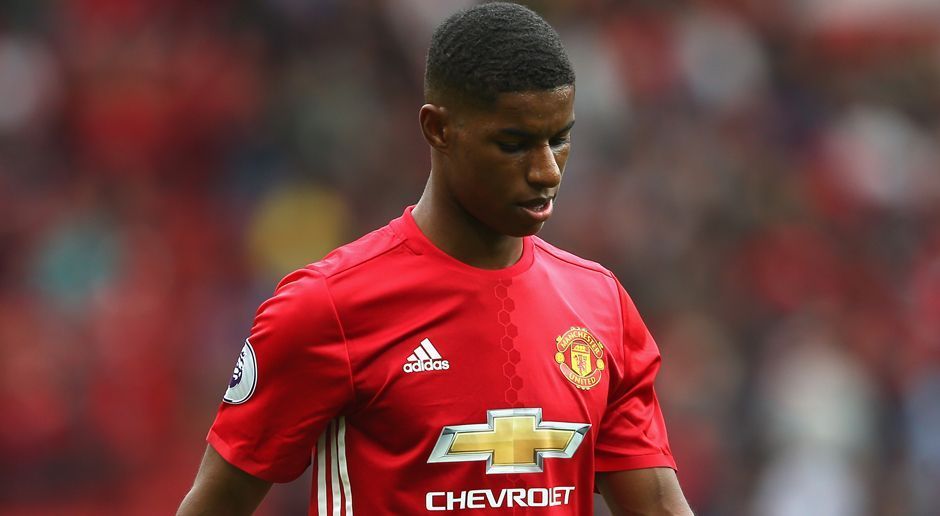 
                <strong>Platz 3: Manchester United (34 Spieler)</strong><br>
                Über Rang drei darf sich Manchester United freuen. Immerhin 34 Spieler haben die Ausbildung bei den "Red Devils" genossen und sind jetzt in ganz Europa verteilt aktiv. Im Alter von neun Jahren wechselte Marcus Rashford in die Jugendabteilung von Manchester United. Zur Saison 2015/2016 rückte Rashford in den Kader der ersten Mannschaft auf. Er gilt als Hoffnung für die Zukunft.
              