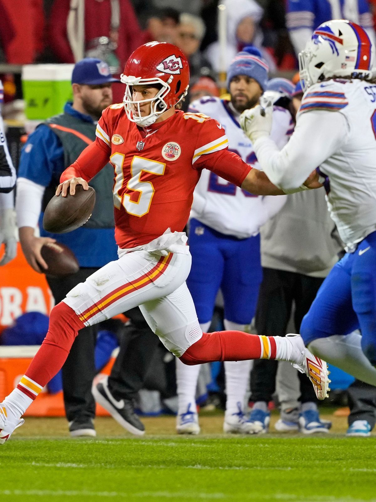 Patrick Mahomes, Quarterback der Kansas City Chiefs, war nach der NFL-Pleite gegen die Buffalo Bills mit der Schiedsrichter-Leistung unzufrieden.