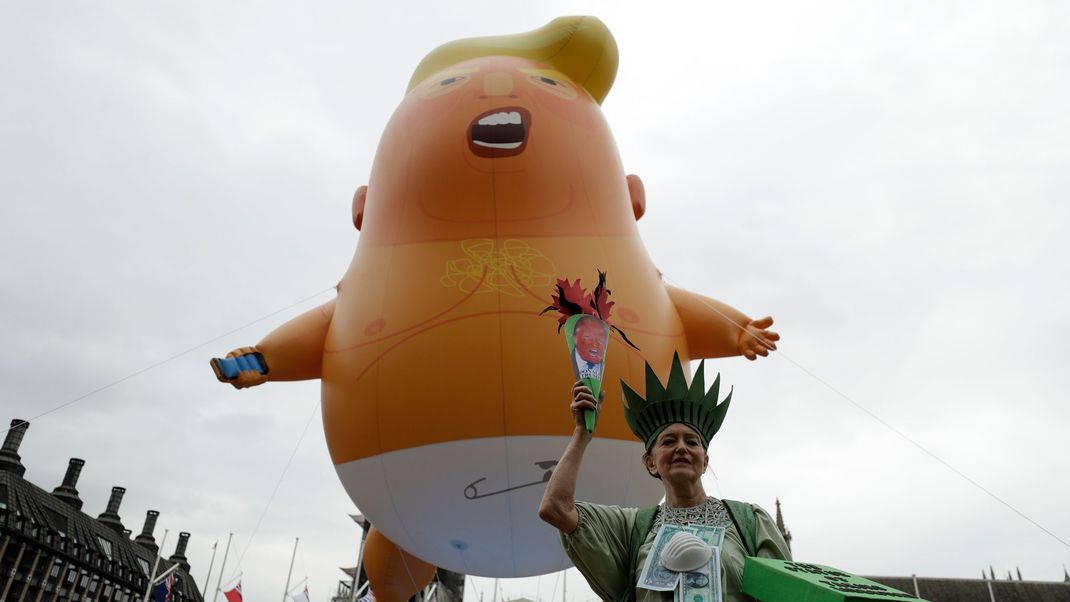 In London und Windsor formieren sich Proteste gegen Trumps Besuch – doch auch Affären und außenpolitische Konflikte werfen lange Schatten.