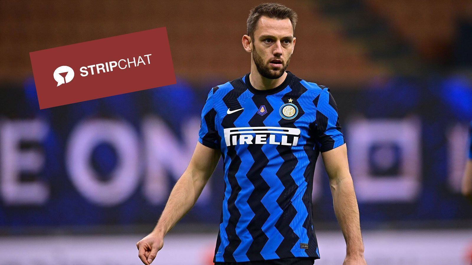 <strong>Inter Mailand</strong><br>
                Inter Mailand und Trikotsponsor Pirelli beendeten nach 26 Jahren ihre Zusammenarbeit. Max Bennet, Chef des Porno-Portals "Stripchat", witterte seine Chance. "Wir sind bereit, 28 Millionen US-Dollar pro Jahr zu bezahlen, um Trikotsponsor von Inter Mailand zu werden", wird Bennett zitiert. Es kam aber nie zum Deal.