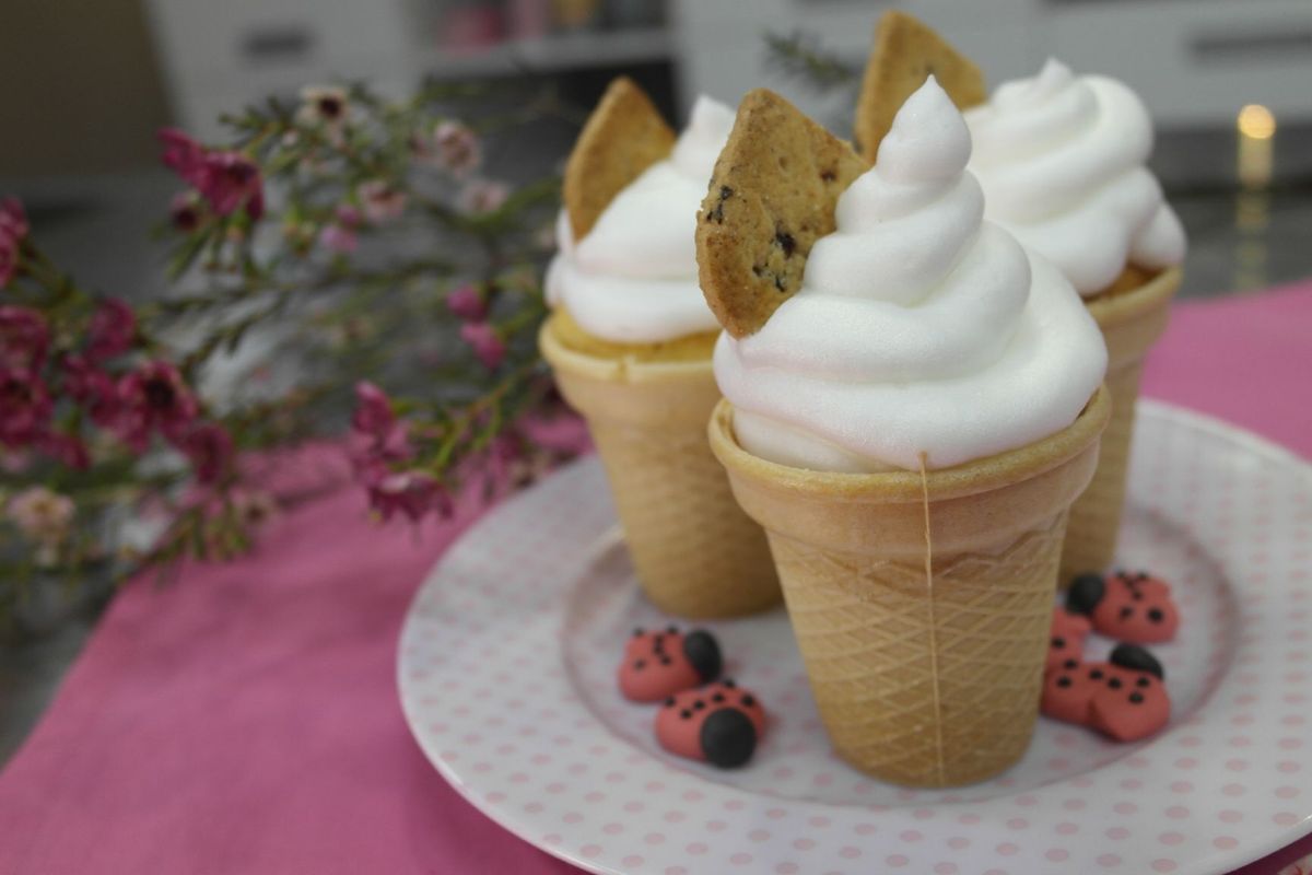 Enie backt: Rezept-Bild Eiswaffel Cupcakes