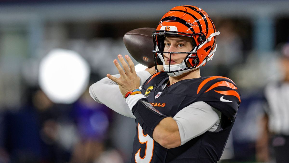 ARLINGTON, TX - DECEMBER 09: Cincinnati Bengals quarterback Joe Burrow (9) during warm-ups before the game between the Dallas Cowboys and the Cincinnati Bengals on December 9, 2024 at AT&T Stadium ...