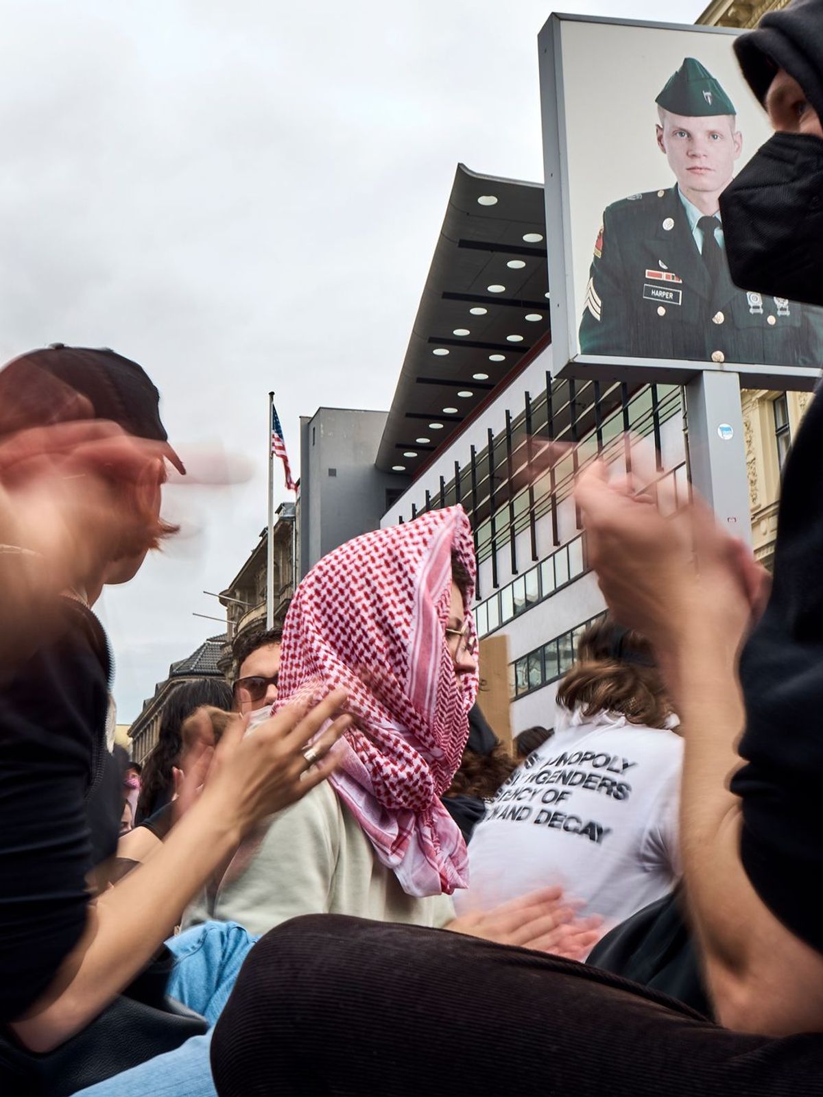 Protest am Checkpoint Charlie in Berlin 
