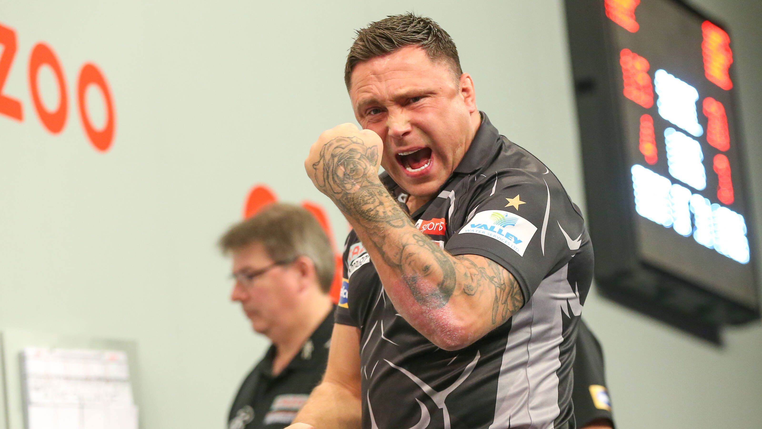 
                <strong>Gerwyn Price "The Iceman" </strong><br>
                Der amtierende Weltmeister und die Nummer eins der Welt. Gerwyn Price ist einer der dominantesten Spieler der vergangenen Jahre und hat sich konsequent nach oben gearbeitet. Der ehemalige Rugby-Spieler krönte seinen Aufstieg in der PDC mit dem Sieg bei der Weltmeisterschaft im vergangenen Jahr. Mitte November sicherte er sich zudem seinen dritten Titel beim Grand Slam of Darts, dem zweihöchstdotierten Turnier auf der Tour. Price hat vor der WM gute Form bewiesen und gezeigt, dass er der Mann ist, den es im Ally Pally zu schlagen gilt. 
              