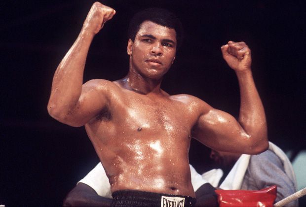 
                <strong>1. Muhammad Ali</strong><br>
                "The Greatest", so Alis Ringname, ist Programm. 40 Jahre ist es her, dass Ali im "Rumble in the Jungle" triumphierte. Doch auch Kämpfe wie der "Thrilla in Manilla" und der "Fight of the century" machen ihn zu einem der größten Boxer aller Zeiten.
              