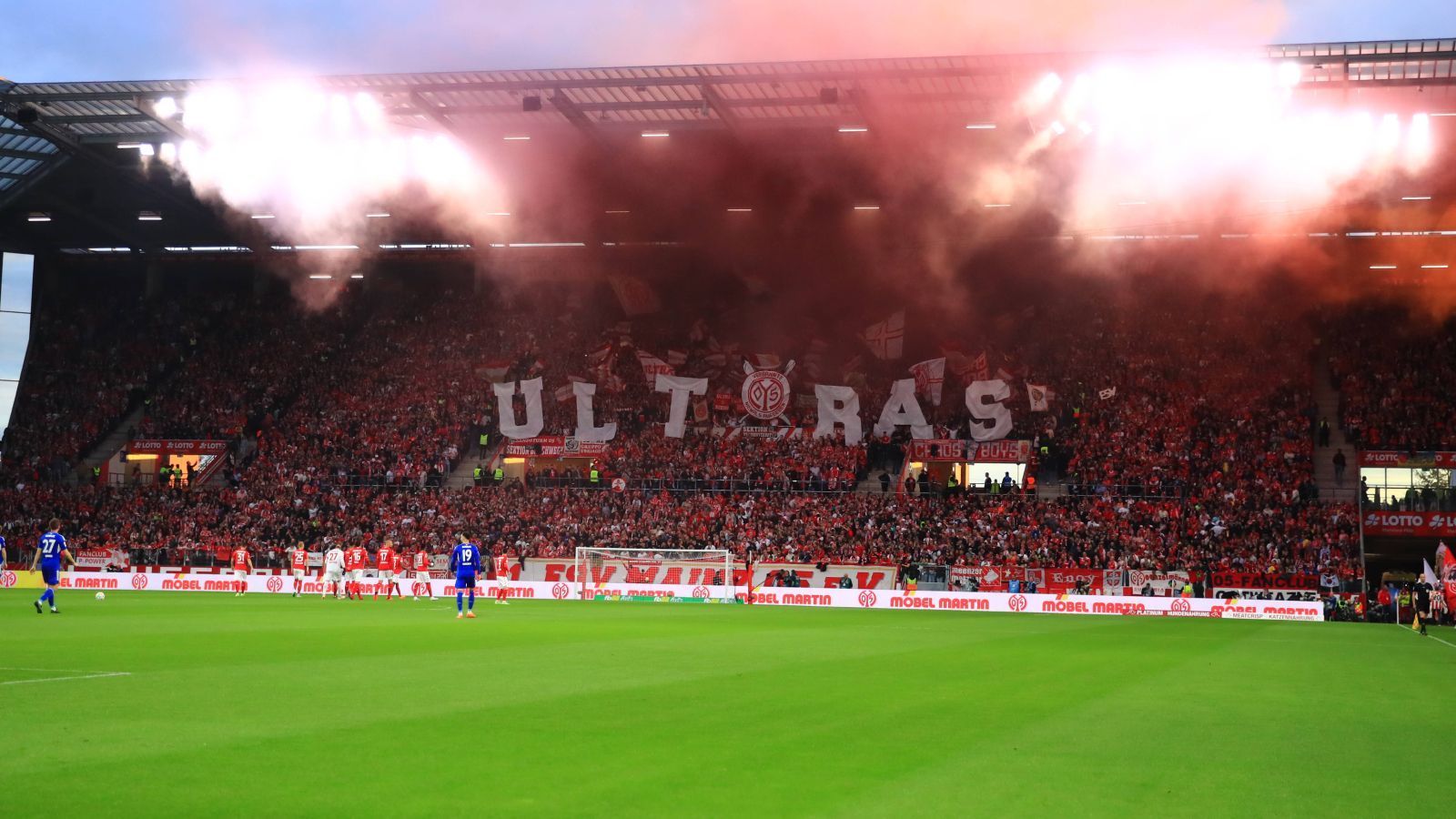 
                <strong>Platz 18: 1. FSV Mainz 05</strong><br>
                &#x2022; Liga: Bundesliga<br>&#x2022; Zuschauerschnitt: 28.783<br>
              