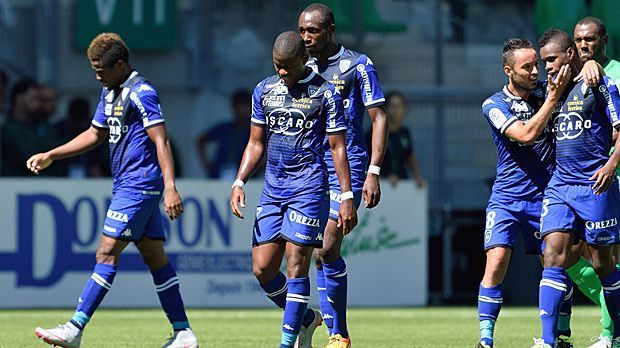 
                <strong>Platz 7: SC Bastia (Ligue 1)</strong><br>
                Platz 7: SC Bastia (Ligue 1). Altersdurchschnitt: 28,62 Jahre
              
