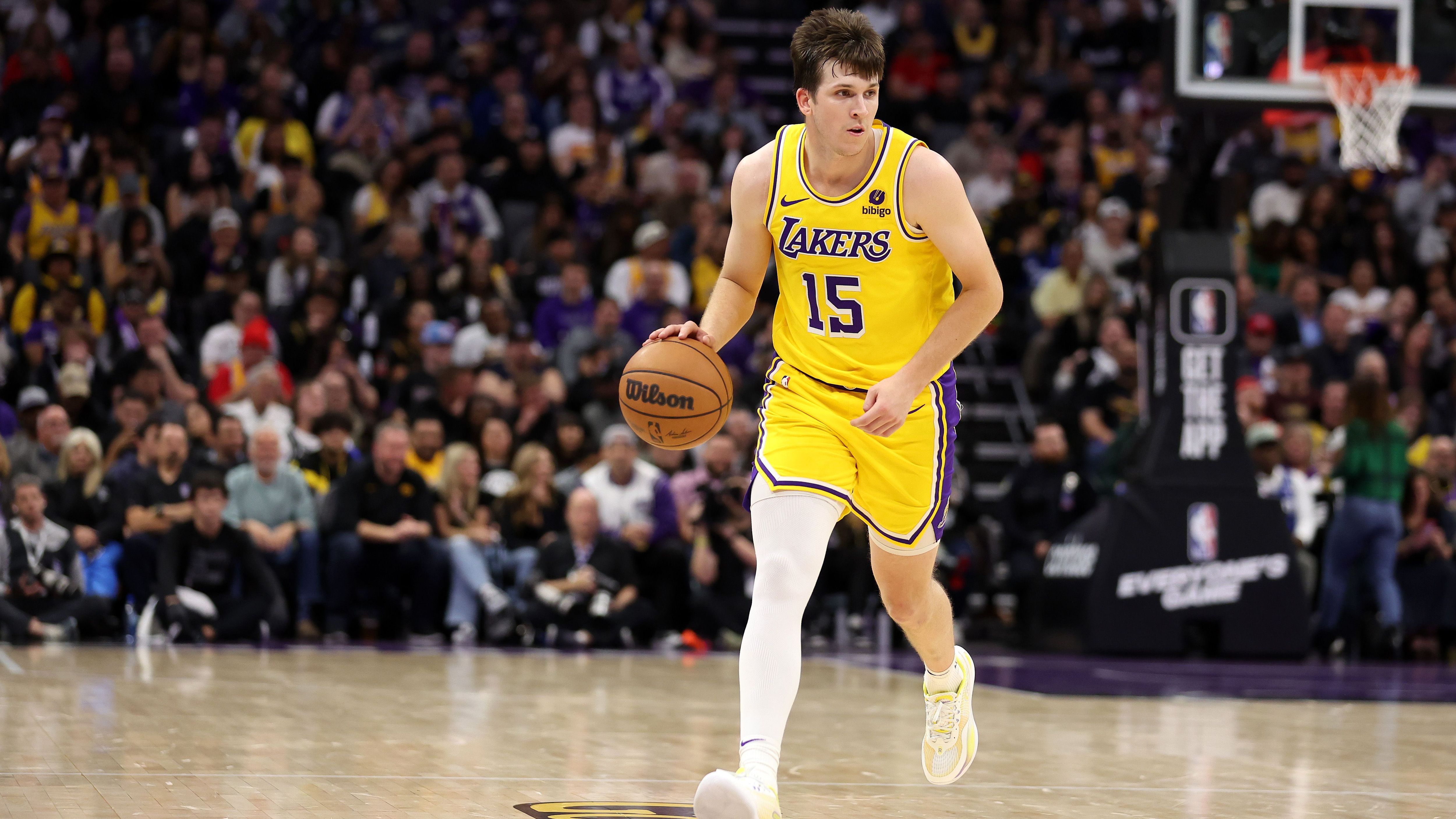 <strong>Platz 9 - Beste Verträge: Austin Reaves (Los Angeles Lakers)</strong><br><em>Gehalt kommende Saison: 12.976.362 Dollar</em><br>Reaves ist zumeist die dritte Option im Angriff der Lakers. Zwar hatte man sich in der vergangenen Saison einen größeren Entwicklungsschritt erhofft, jedoch ist der schmächtige Guard immer für eine offensive Explosion gut. Zwölf Millionen Dollar für einen Spieler seines Kalibers sind ein Schnäppchen.