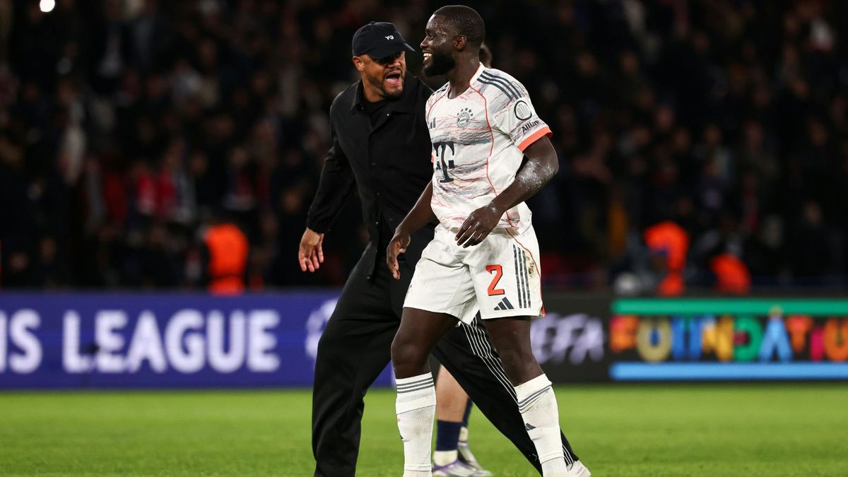 Dayot Upamecano (r.) mit Vincent Kompany