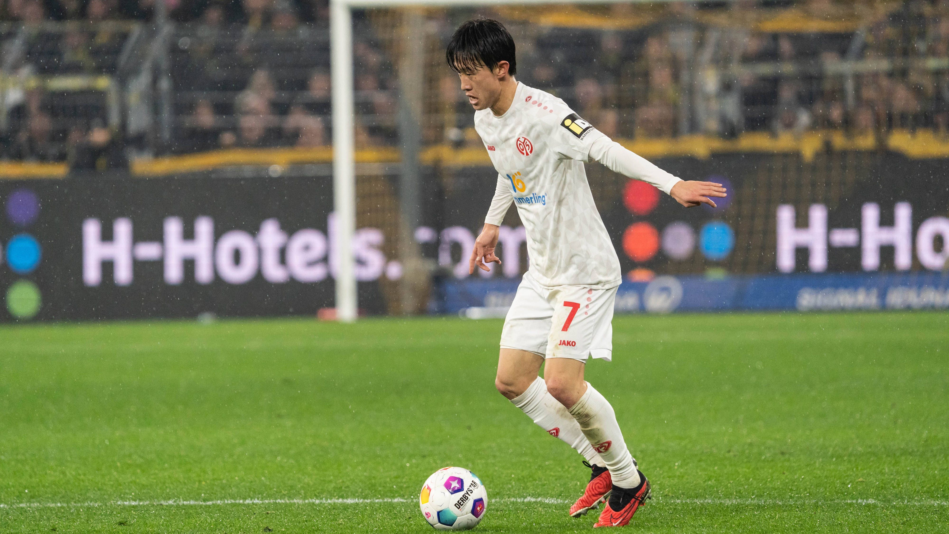 <strong>1. FSV Mainz</strong>&nbsp;<br>Jae-sung Lee (Südkorea)