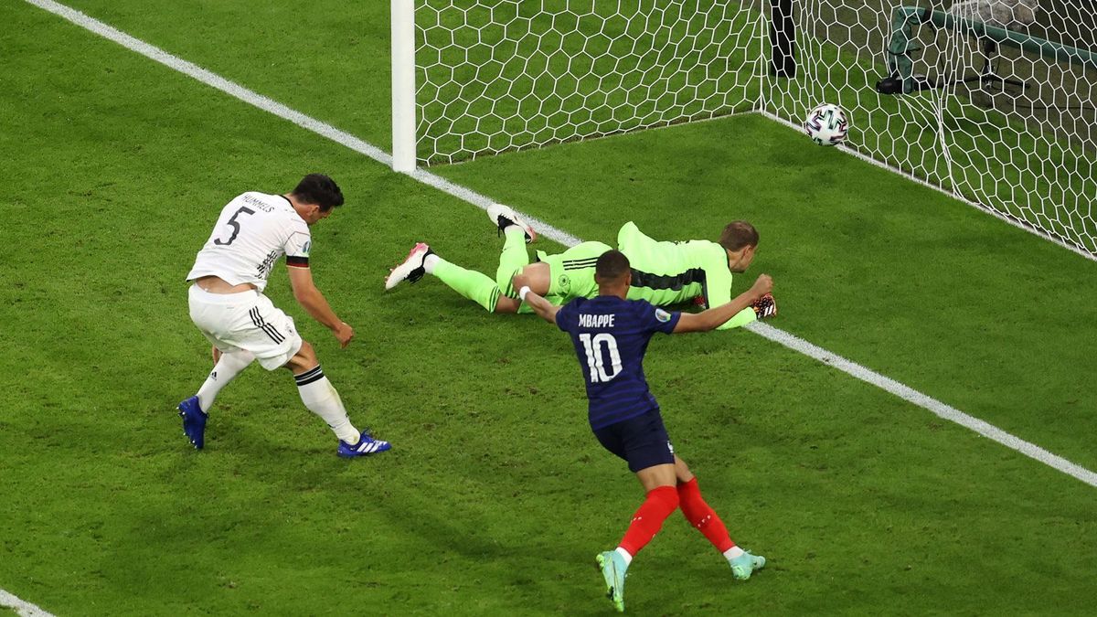 Das Eigentor von Mats Hummels besiegelt die Niederlage