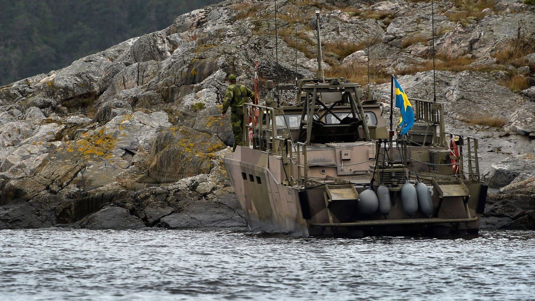 Die Spezialboote haben eine Höchstgeschwindigkeit von bis zu 74 km/h.