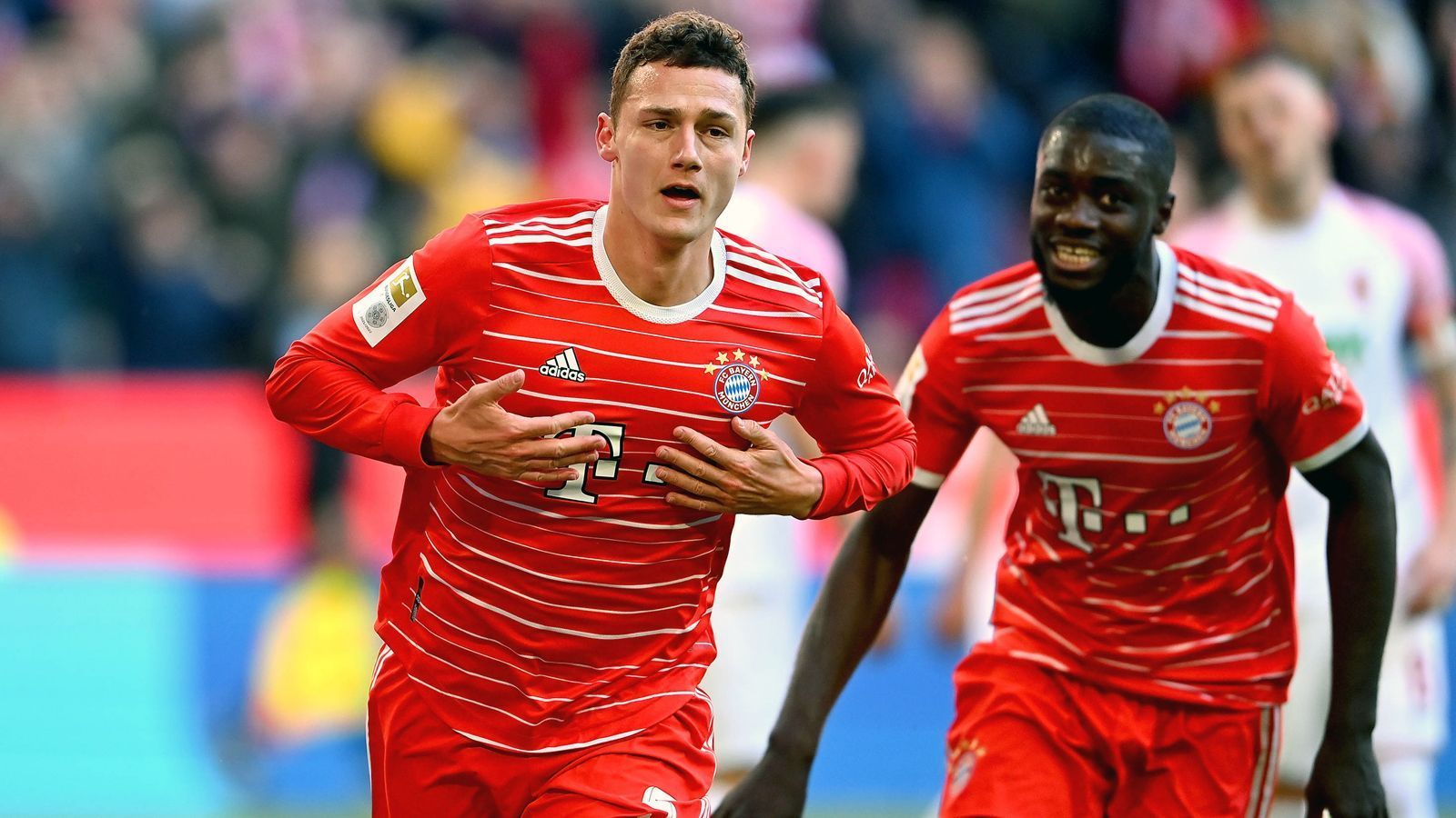 
                <strong>FC Bayern München: 14 Franzosen verpflichtet</strong><br>
                Benjamin Pavard (li.), Dayot Upamecano (re.), Mathys Tel, Kingsley Coman, Tanguy Nianzou, Michael Cuisance, Lucas Hernandez, Corentin Tolisso, Franck Ribery, Valerien Ismael, Alou Diarra, Willy Sagnol, Bixente Lizarazu, Jean-Pierre Papin
              