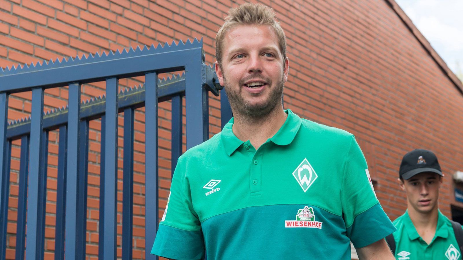 
                <strong>SV Werder Bremen - Florian Kohfeldt</strong><br>
                Im Amt seit: 10.11.2017Vertrag bis: 30.06.2021
              