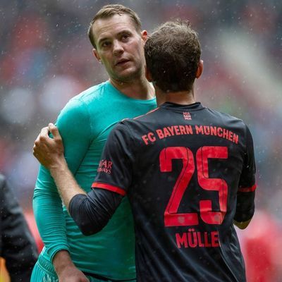 WM-Teilnahme von Manuel Neuer wohl gesichert, noch Bangen um Thomas Müller.