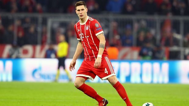 
                <strong>Niklas Süle (FC Bayern München)</strong><br>
                Körpergröße: 1,95 MeterPosition: Innenverteidiger
              
