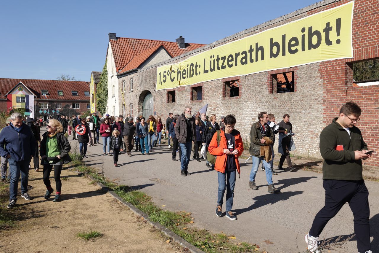 Aktuell konzentriert sich der Protest gegen den geplanten Abriss der Siedlung Lützerath. Der Ort soll dem Braunkohle-Tagebau Garzweiler II weichen.