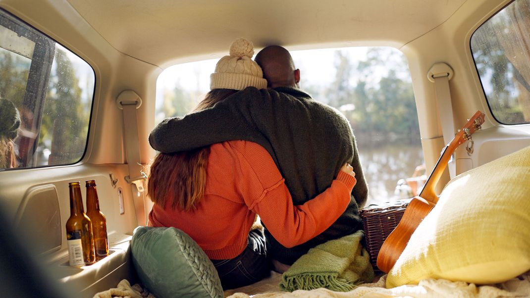 Ganz egal, wie das Wetter wird: Im Camper ist es romantisch!