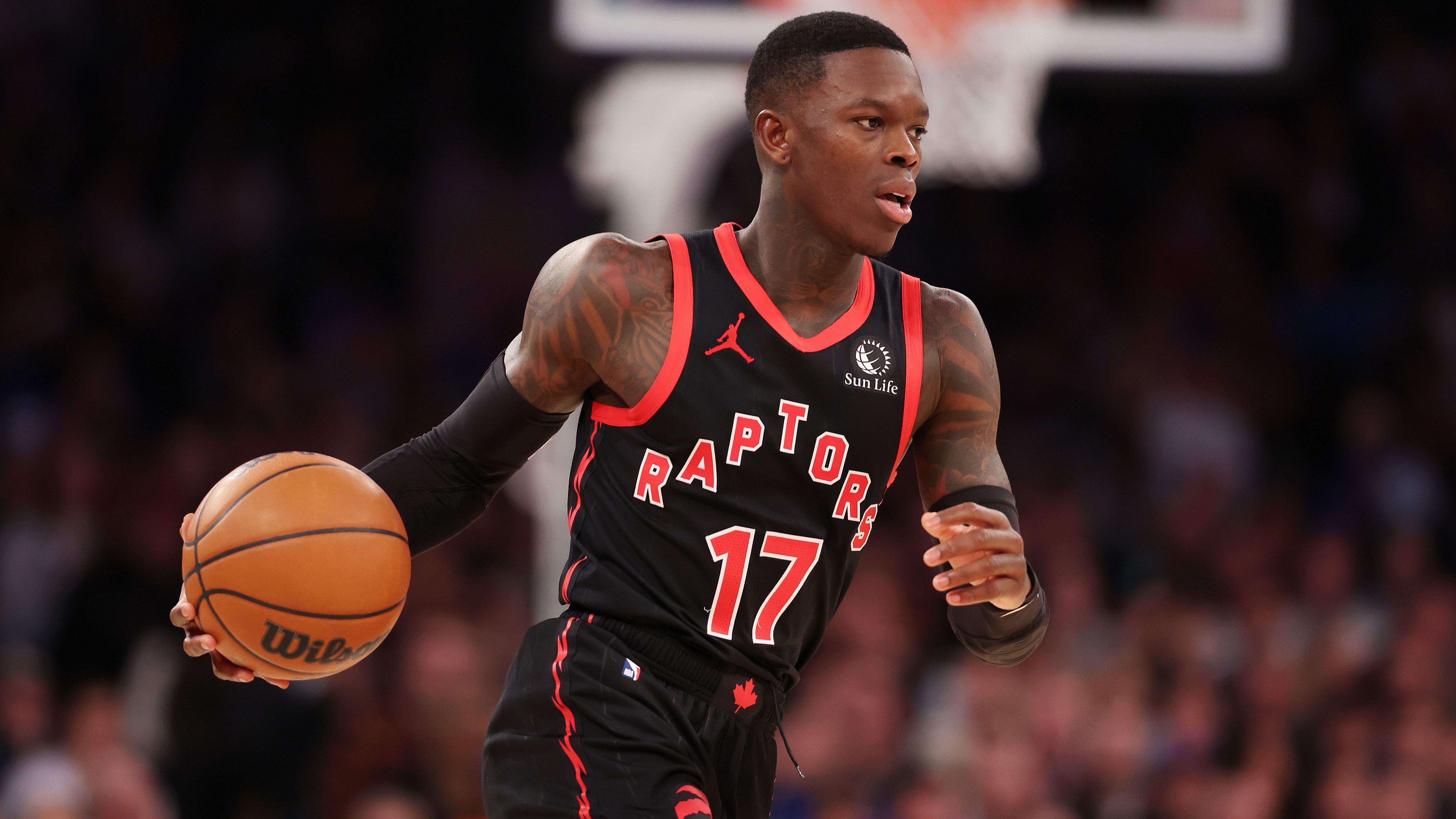 <strong>Toronto Raptors (2023-2024)</strong><br>Da die Lakers ihm in der Folge keinen neuen Vertrag geben wollten, schloss sich Schröder im Sommer 2023 den Toronto Raptors an und unterzeichnete einen Zwei-Jahres-Vertrag über 25 Millionen US-Dollar.