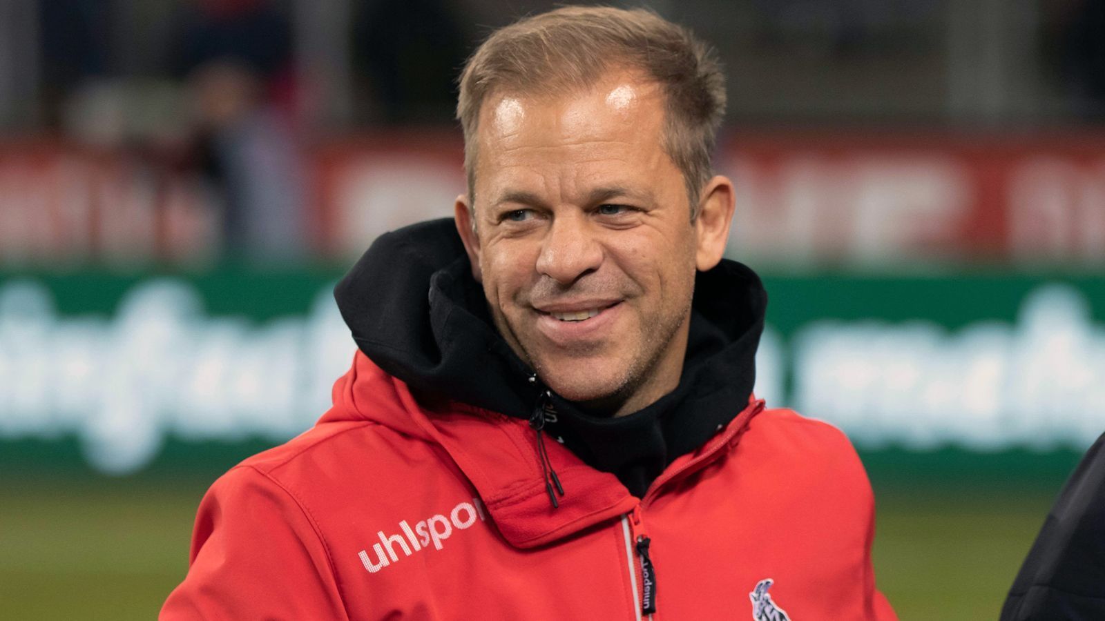 
                <strong>1. FC Köln (aktuell 2. Bundesliga)</strong><br>
                Trainerwechsel seit 1963: 45 (nur Trainer mit mindestens einem Pflichtspiel auf der Bank berücksichtigt)Aktuelle Trainer: Markus AnfangIm Amt seit: Juli 2018
              