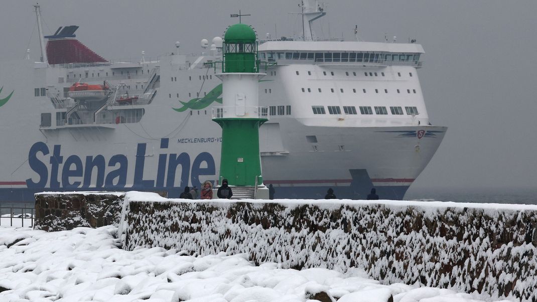 Stürmisches Wetter hat dafür gesorgt, dass rund 900 Passagiere auf der Fähre zwischen Oslo und Kopenhagen auf See übernachten mussten. (Symbolbild)