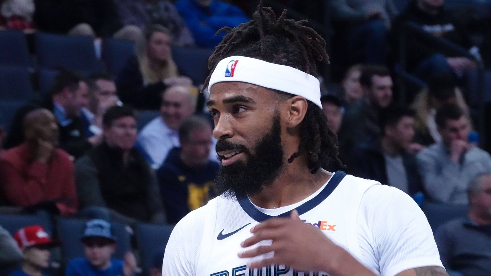 
                <strong>Memphis Grizzlies </strong><br>
                Mike Conley - 11.733 Punkte
              