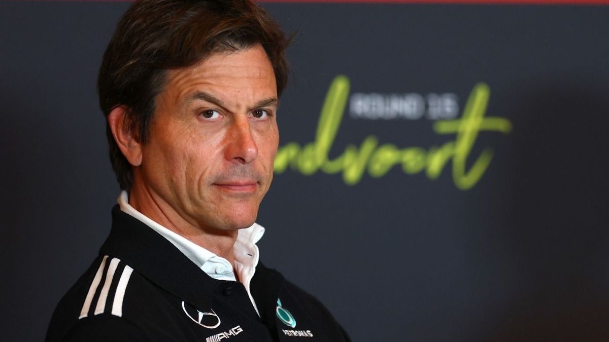 Toto Wolff pflegt einen entspannten Umgang mit Toto-Deepfakes auf Social Media
