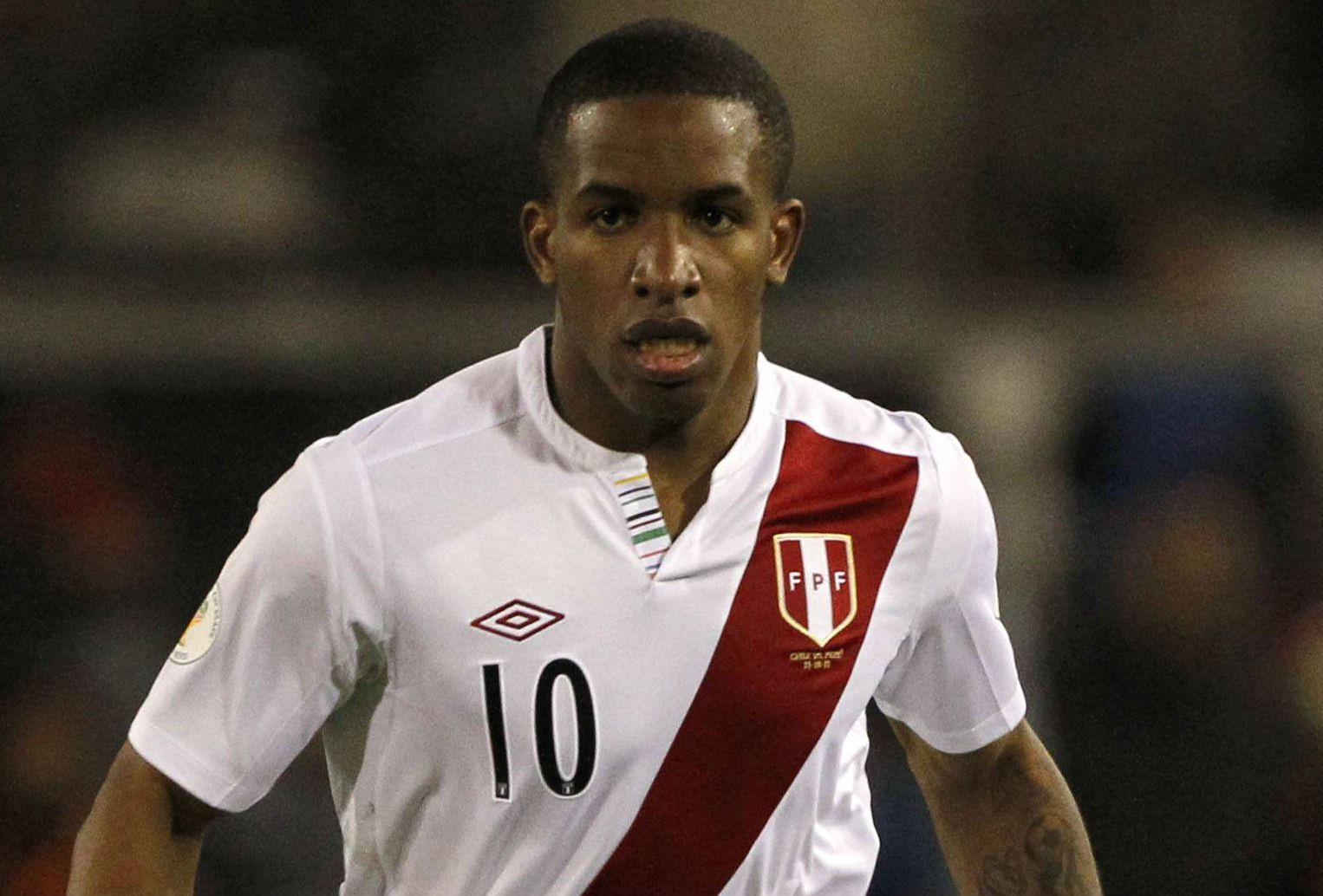 
                <strong>Jefferson Farfan (Peru - FC Schalke 04)</strong><br>
                Eine WM-Teilnahme bleibt für Jefferson Farfan ein unerfüllter Traum. Mit der peruanischen Nationalmannschaft reichte es in der südamerikanischen Qualifikationsgruppe nur zu Platz sieben.
              