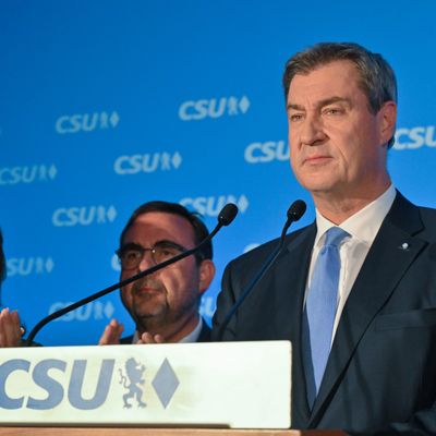 CSU-Chef Markus Söder vor Anhänger:innen nach der Landtagswahl in Bayern