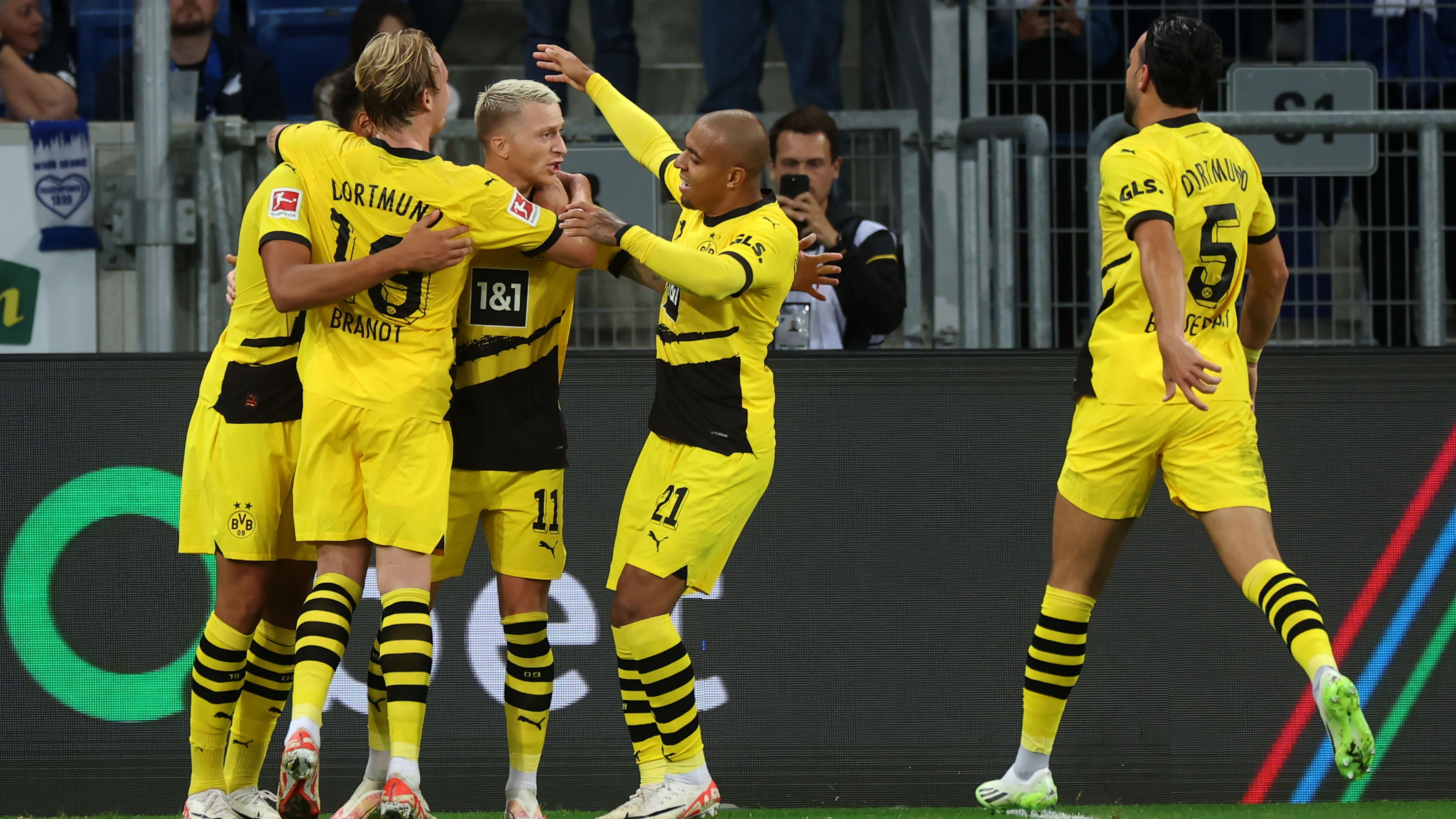 <strong>Noten der BVB-Stars beim Sieg in Hoffenheim</strong><br>Borussia Dortmund schlägt die TSG 1899 Hoffenheim zum Auftakt des 6. Spieltages mit 3:1 - obwohl die Schwarz-Gelben das Spiel in Unterzahl beenden. <em><strong>ran</strong> </em>hat die Stars der Borussia benotet.