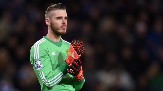 
                <strong>Platz 5: David de Gea</strong><br>
                Platz 5: David de Gea. Bevor der Spanier zu Manchester United wechselte, spielte er bis 2011 in der Primera Division für Atletico Madrid. Aufeinandertreffen mit Lionel Messi waren daher die Regel. Immerhin: Nur vier Treffer des Barca-Stars ließ de Gea zu - genau wie sein Nachfolger im Atletico-Tor ...
              