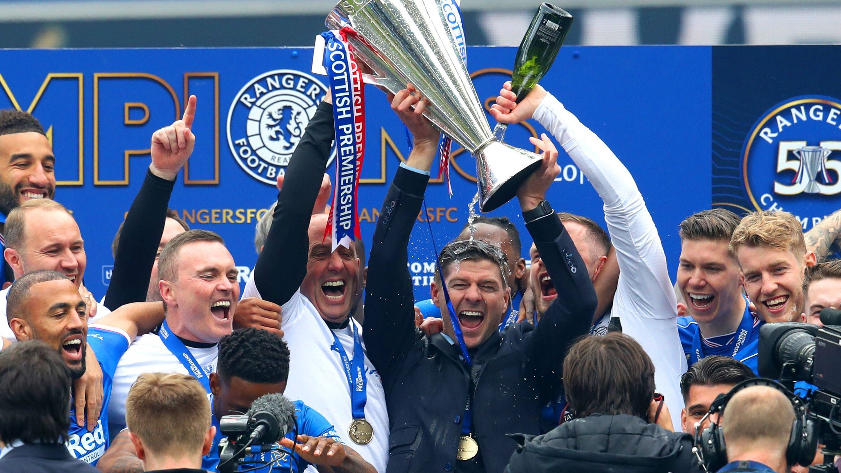 <strong>Scottish Premiership: Glasgow Rangers (Schottland)</strong><br>55 Meistertitel