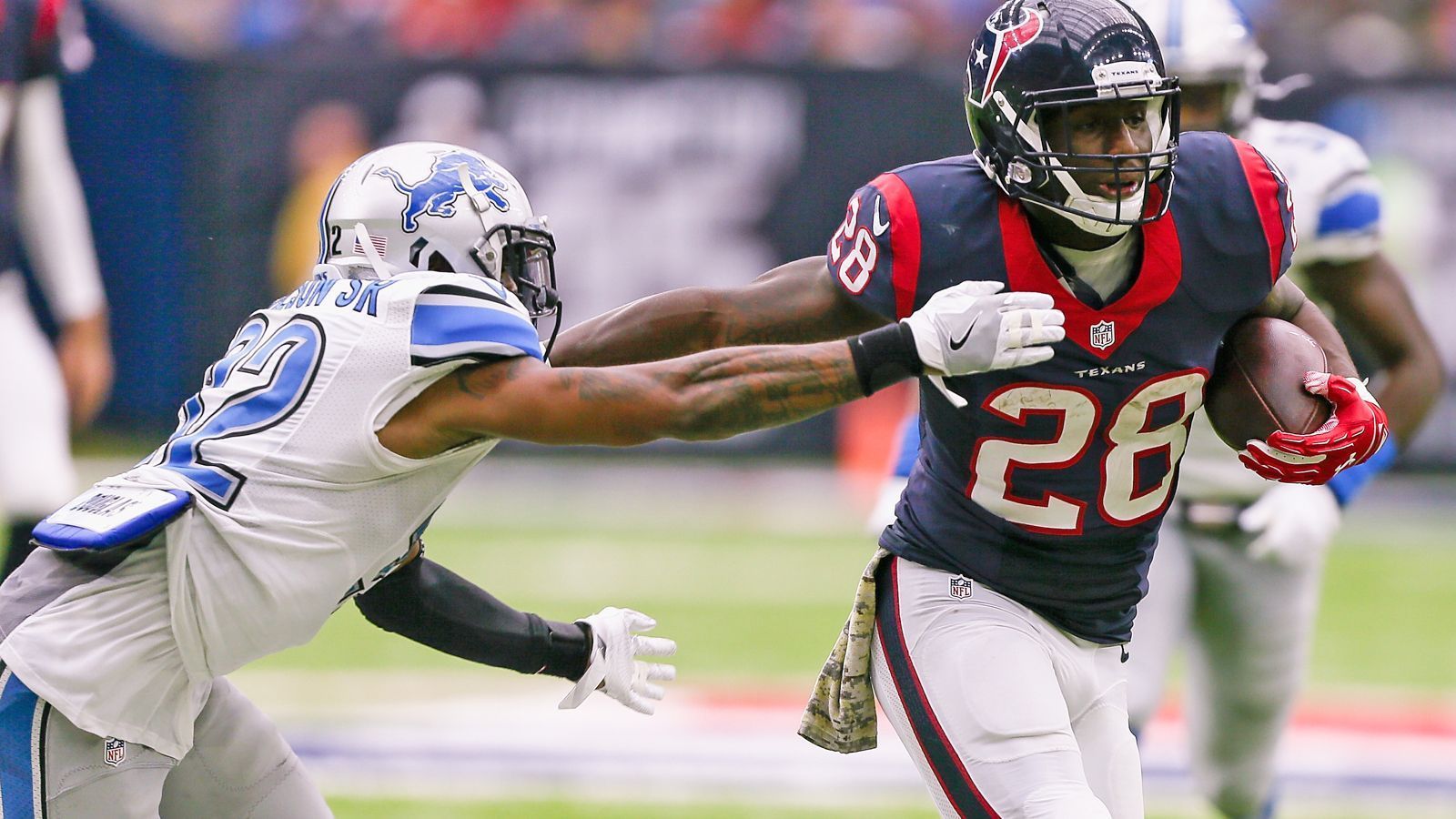 
                <strong>Lions at Texans</strong><br>
                Nachdem sie vor dem ersten Preseason-Spieltag die Patriots empfangen haben, geht es für die Lions vor dem zweiten Wochenende nach Houston, um gemeinsam mit den Texans zu trainieren. Am 14. und 15. August steigen die Joint Practices, am 17. August kommt es zum Preseason-Clash. Auch für die Texans ist es nach dem Ausflug zu den Packers die zweite gemeinsame Trainingseinheit 2019.
              