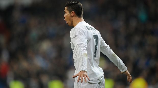 
                <strong>Cristiano Ronaldo Tore</strong><br>
                1. Cristiano Ronaldo hat 28 Liga-Tore erzielt. Beginnen wir mit "CR7". Immerhin wurde der Portugiese von seinem Landsmann Mourinho mit Hazard verglichen. Im Wortlaut: "In der vergangenen Saison war Hazard besser als Ronaldo, auch wenn Ronaldo viele Tore geschossen hat." Seitdem letzten Hazard-Treffer sind Ronaldo übrigens 28 Liga-Treffer geglückt. Zwar gibt es einen qualitativen Unterschied zwischen der Premier League und der spanischen La Liga, aber eine Differenz von 28 Toren spricht eine deutliche Sprache.
              