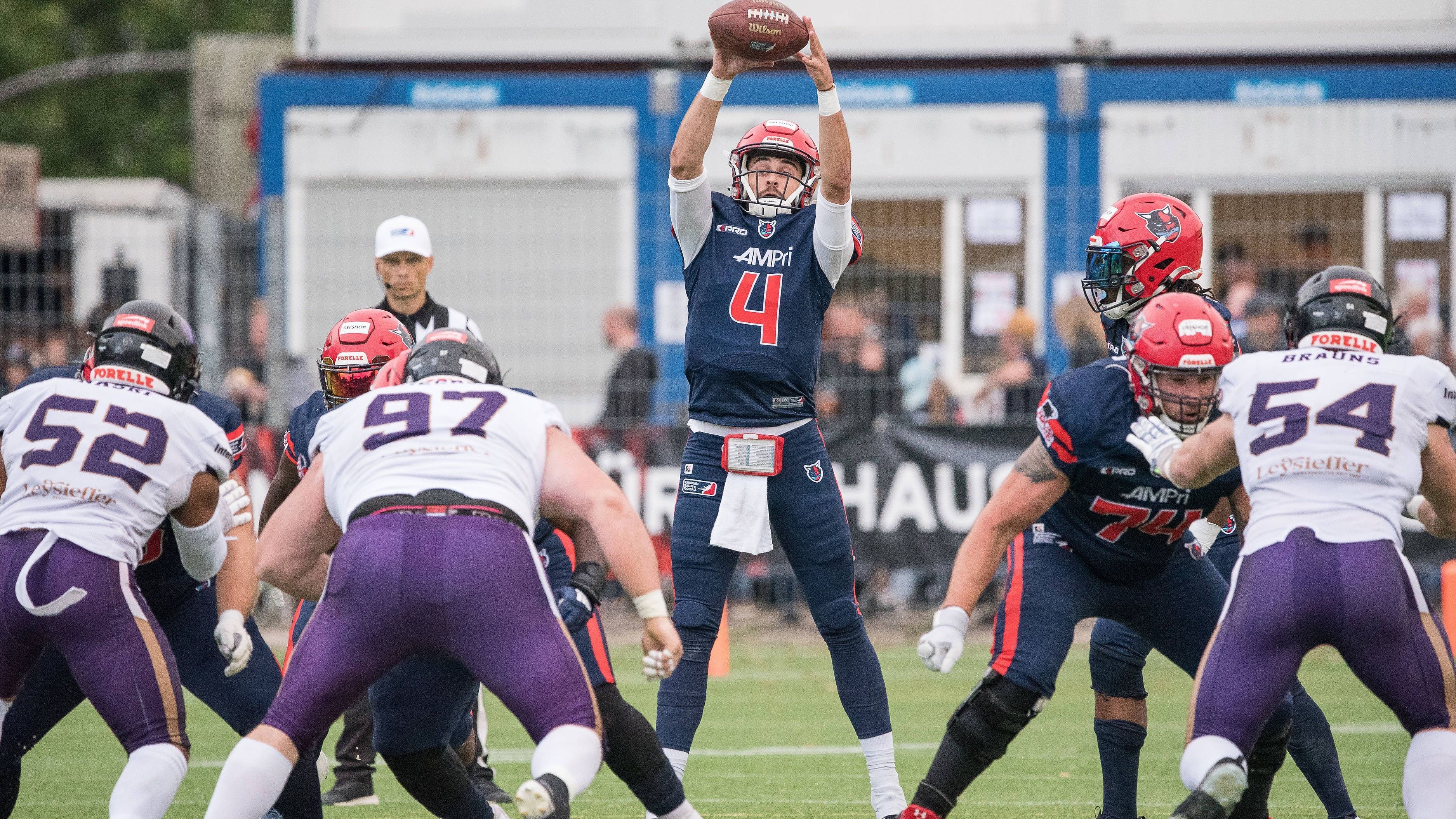 <strong>Woche sechs: Frankfurt Galaxy vs. Hamburg Sea Devils</strong><br>Die beiden stärksten Mannschaften aus den ersten beiden Saisons haben schon jetzt eine besondere Rivalität. In Woche sechs kommt es am 30. Juni erneut zum Spitzenspiel. Der Titel ist für beide ohne Ausnahme das Ziel.