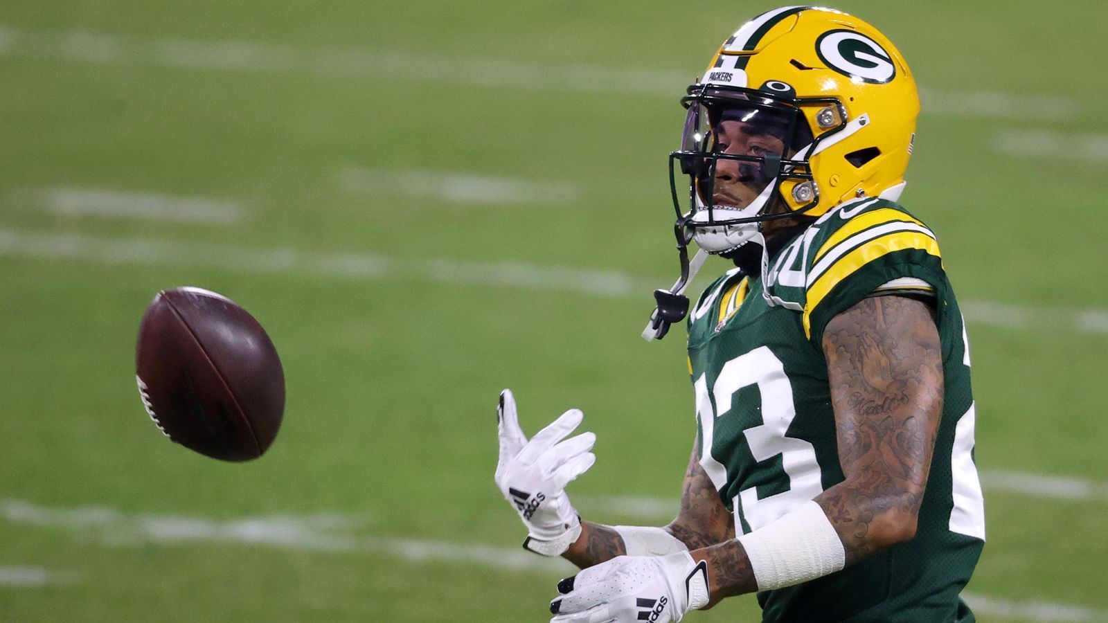 
                <strong>Defense: Cornerbacks</strong><br>
                Jaire Alexander, Green Bay Packers (im Bild) -James Bradberry, New York Giants - Marshon Lattimore, New Orleans Saints - Jalen Ramsey, Los Angeles Rams
              