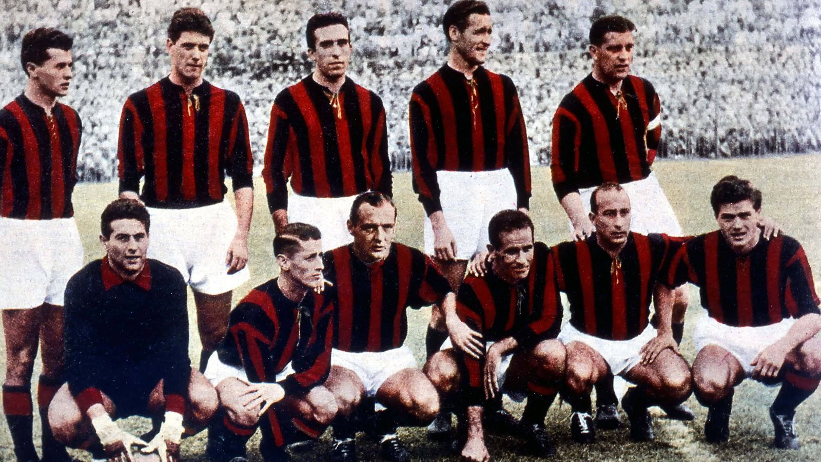 
                <strong>Höchster Auswärtssieg Serie A</strong><br>
                Den Rekord für den höchsten Auswärtssieg teilen sich zwei Teams: Der AC Mailand gewann am 5. Juni 1955 beim Genoa CFC mit 8:0, ebenso wie Calcio Padova am 20. November 1949 beim AC Venedig.
              