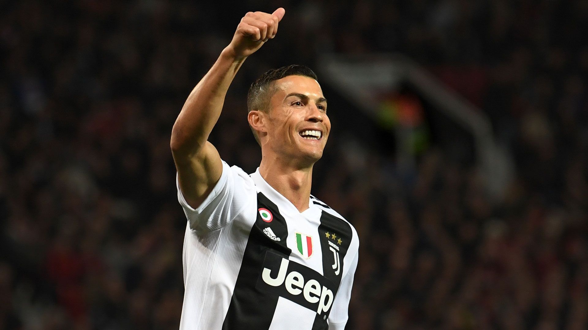 
                <strong>Einziger Spieler mit zehn Toren gegen einen Gegner in der Champions League</strong><br>
                Ausgerechnet gegen seinen Ex-Klub Juventus Turin erzielte Cristiano Ronaldo als einziger Spieler überhaupt zehn Treffer gegen einen Kontrahenten in der Königsklasse. 
              
