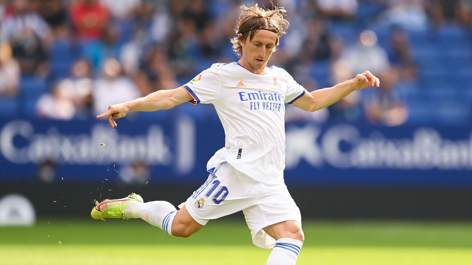 
                <strong>Luka Modric (Real Madrid)</strong><br>
                Position: Zentraler Mittelfeldspieler - Alter: 36 Jahre -Nationalität: Kroatien
              